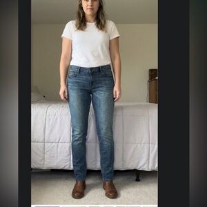 Loft Relaxed Skinny size 26/2 NWT